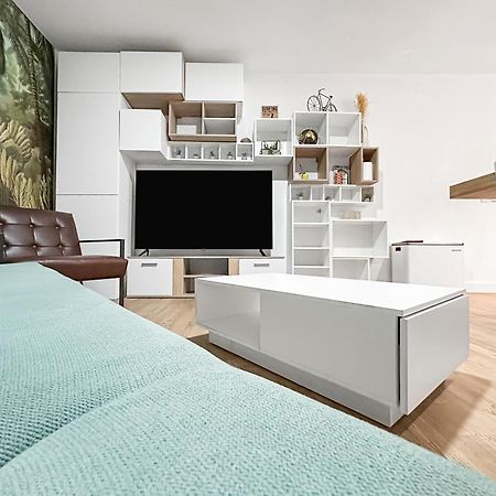 Balcon, Parking, Piscine Et Clim' A 2 Pas Du Port Santa Lucia Apartment Saint-Raphael  Ngoại thất bức ảnh