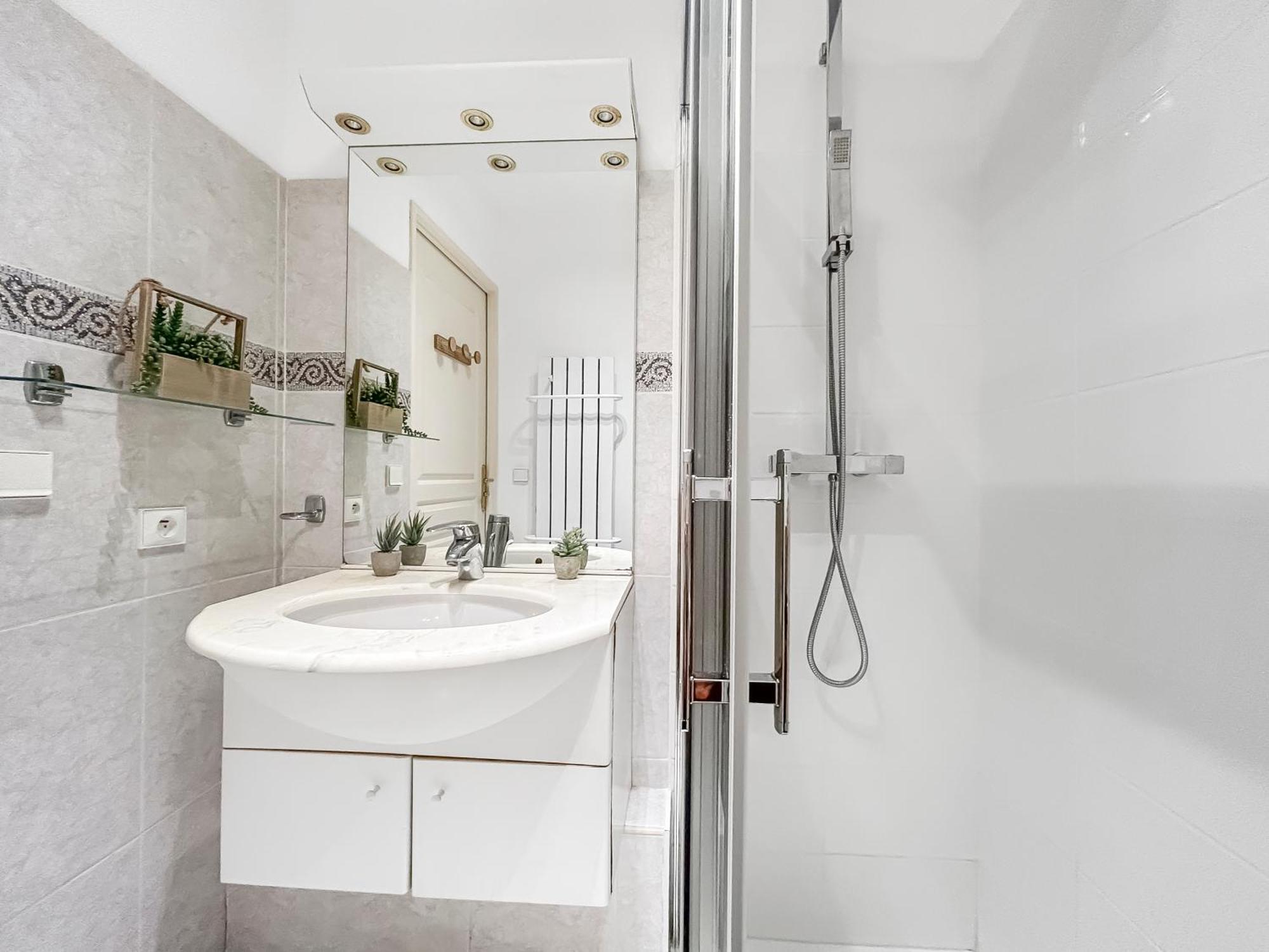 Balcon, Parking, Piscine Et Clim' A 2 Pas Du Port Santa Lucia Apartment Saint-Raphael  Ngoại thất bức ảnh